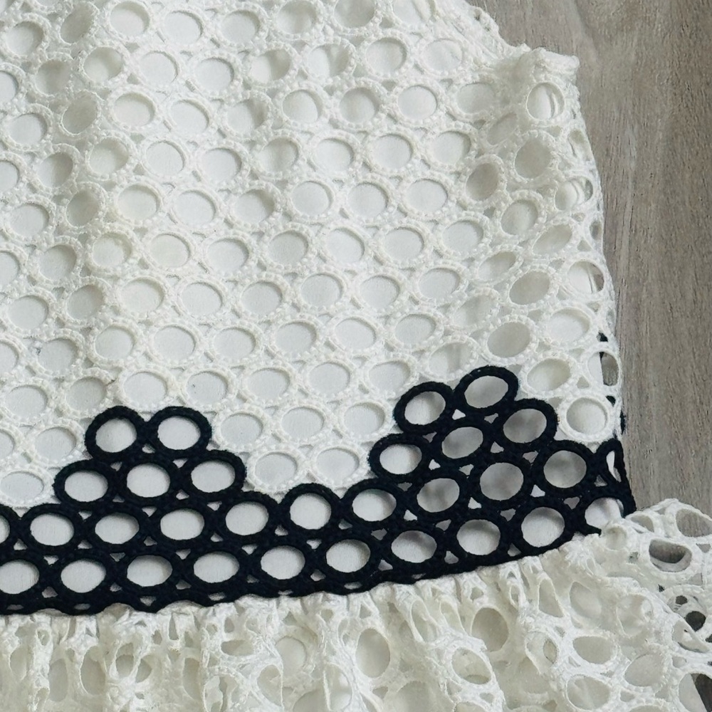 DAVID CHARLES***Gorgeous White + Navy Dress***Size 6 $389 - Picture 2 of 4